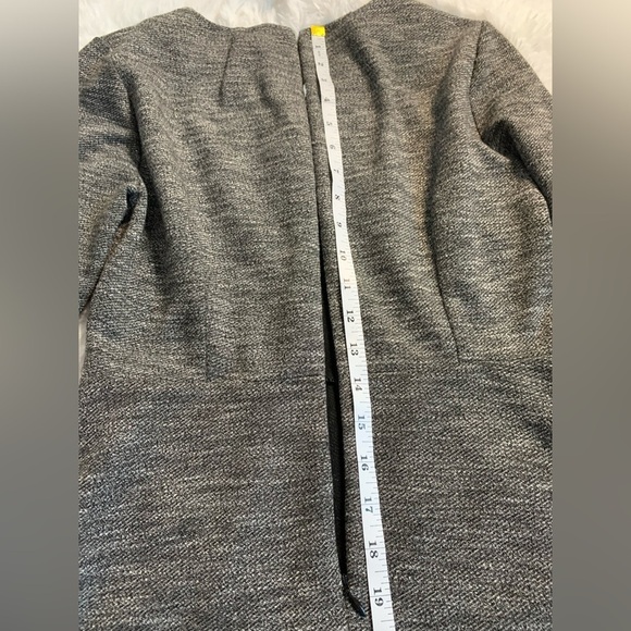 Madewell Bridgewalk V-neck Textured long sleeve dress in grey - Picture 10 of 10